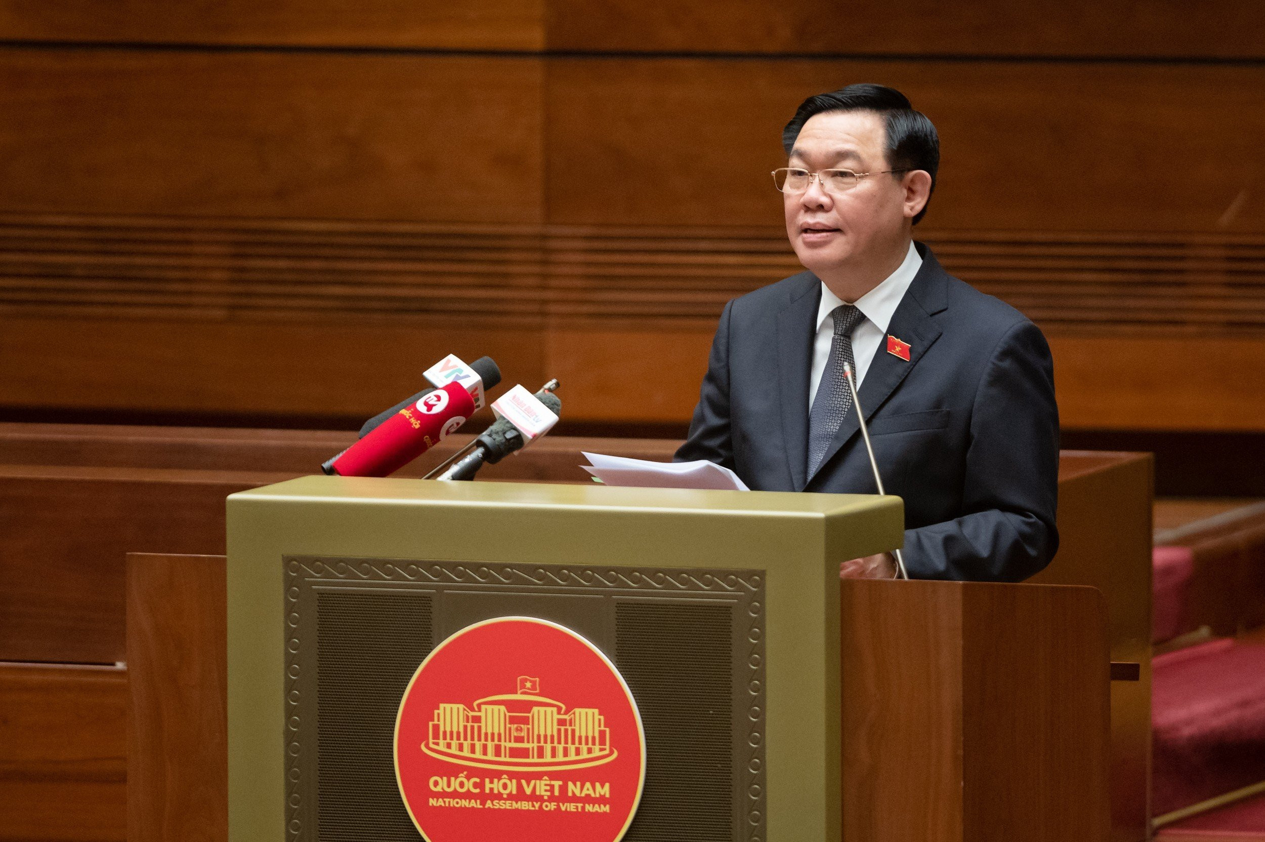 Lương công chức, viên chức còn cách xa so với nhu cầu cuộc sống cơ bản