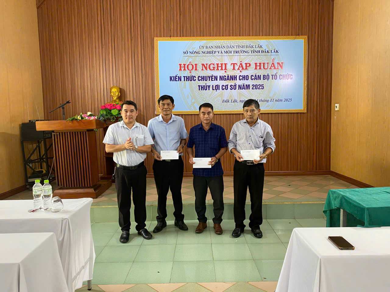 z7244508897752_935a5bbde80cfa90cd2942a5394bfa8e